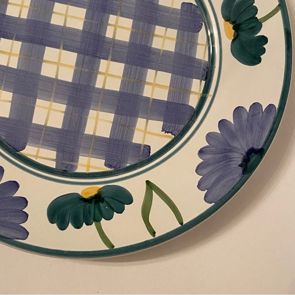 CALECA ARIOSO FLORAL PLAID LUNCHEON PLATE BLUE WHITE YELLOW HAND PAINTED ITALY